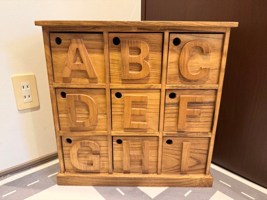 ビンテージ　アルファベット　キャビネット