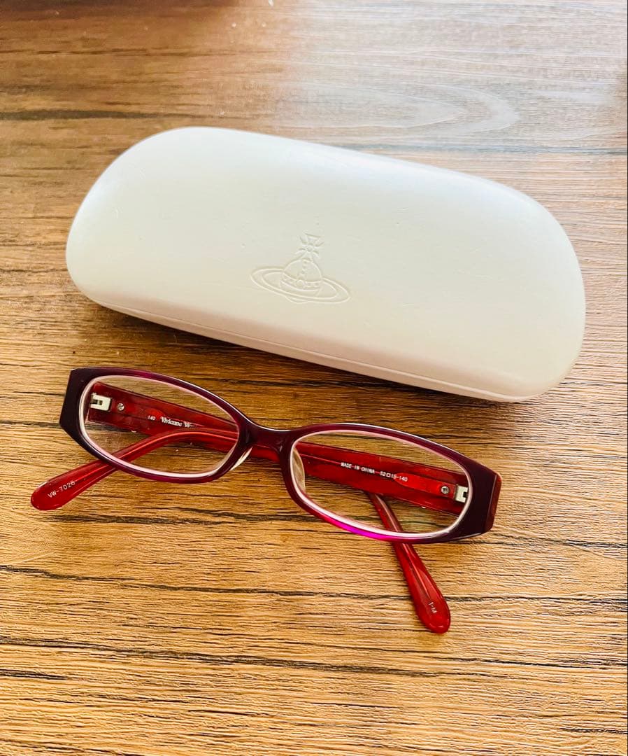 Vivienne Westwood 赤いメガネ(度あり) ケース付き