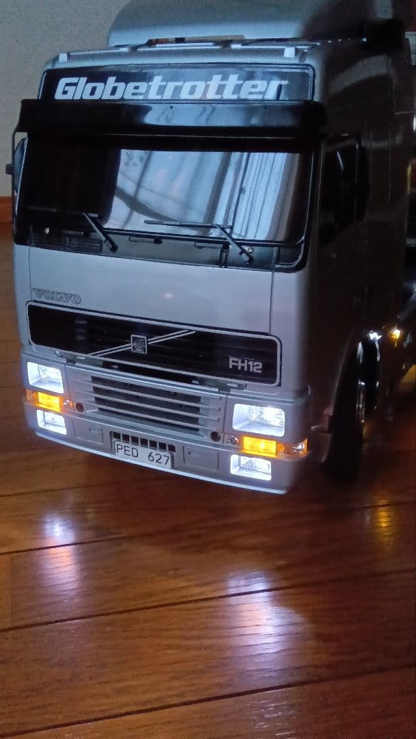 タミヤ1/14 ボルボFH12&タンクトレーラーフルオペMFC-03 - メルカリ