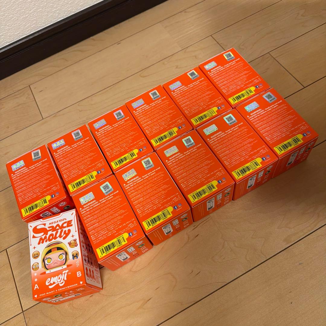 その他 POPMART spacemolly emoji