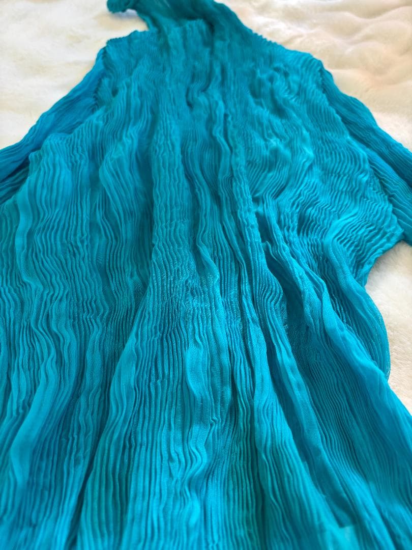 希少] ISSEY MIYAKE しわプリーツ ライトブルートップス