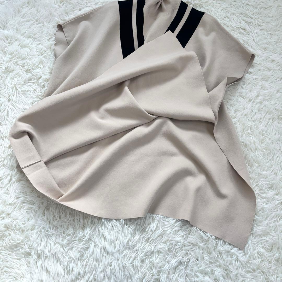 はな様 専用 完売品 ルフィル ヴィスニットラインジレ ベスト - メルカリ