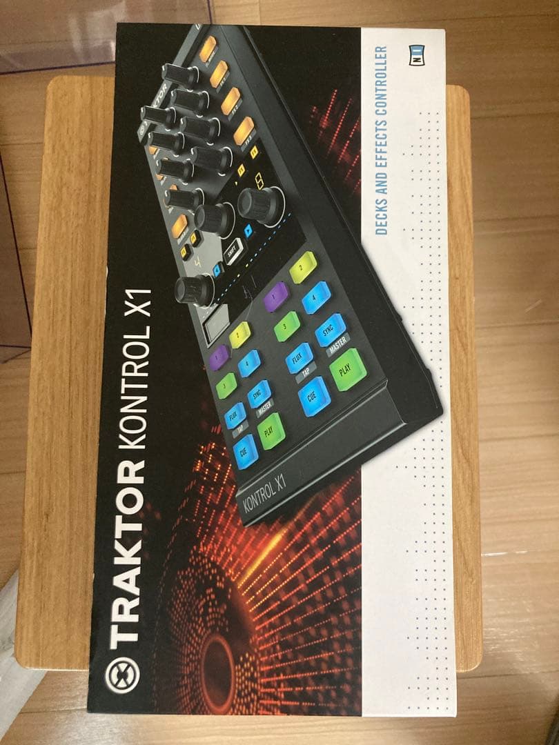 TRAKTOR KONTROL X1 MK2 - DJ機材ブランド