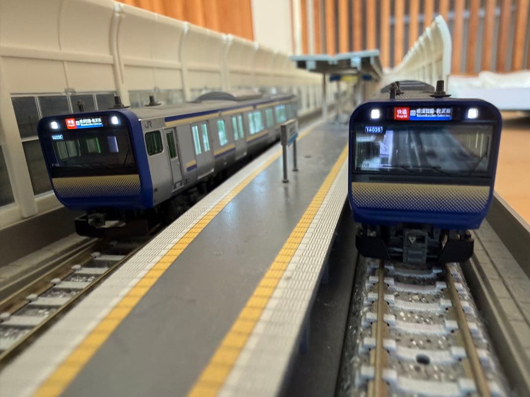 KATO E235系1000番台 横須賀総武快速線 15両フル編成 Amazon | KATO Nゲージ E235系1000番台横須賀・総武快速線 付属編成