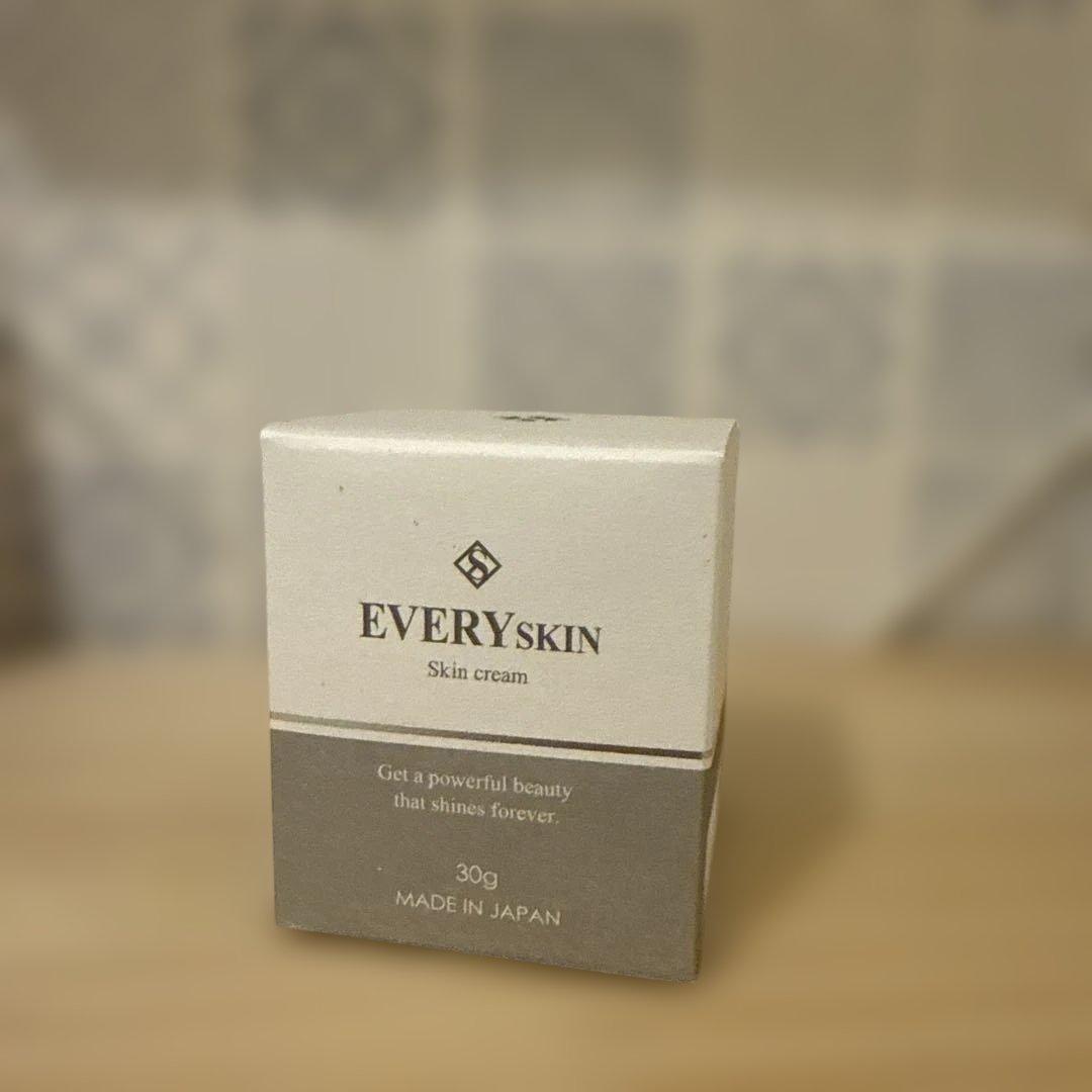 エブリースキン スキンクリーム 30g 美容クリーム 乾燥肌