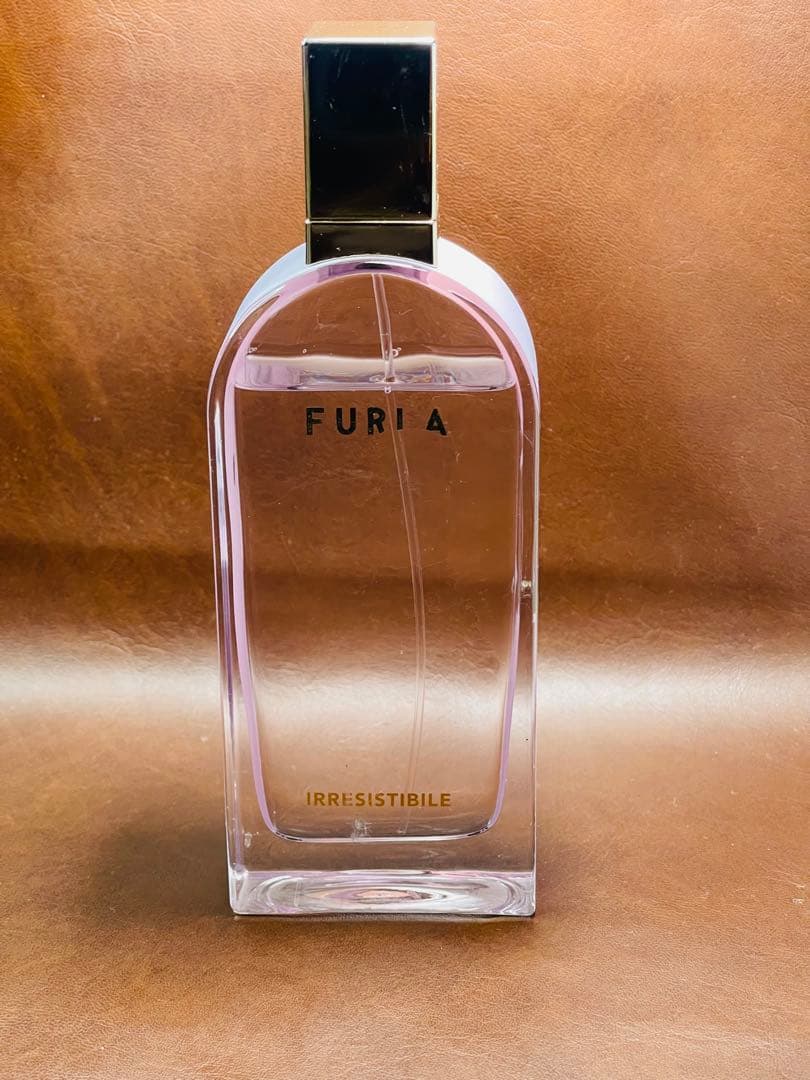 フルラ イレジスティブル オードパルファム 100ml