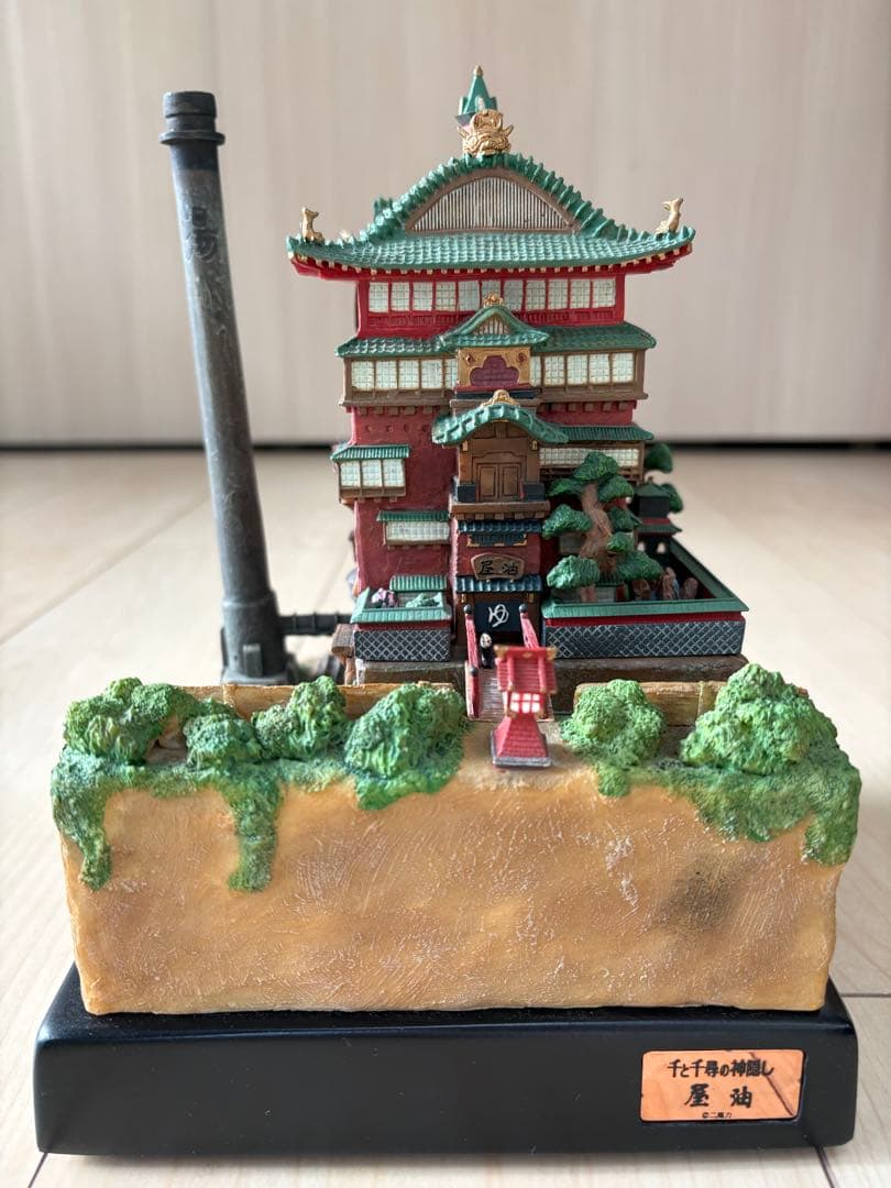 やや訳あり ジブリ 千と千尋の神隠し 油屋 ライトアップ ジオラマ