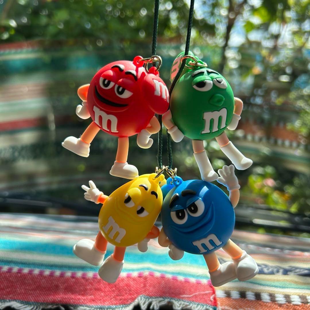 車内アクセサリー キーホルダー エムアンドエムズ 車 バイク 自転車 3