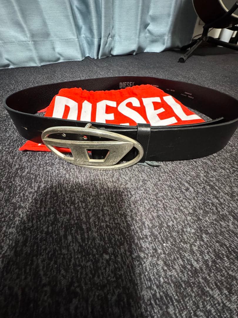 DIESEL ブラック カウレザーベルト