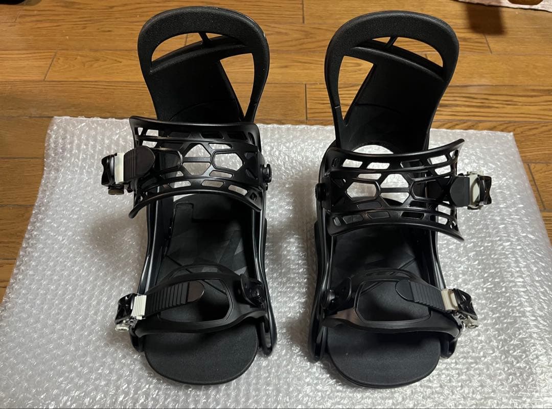 Burton スノーボード　ビンディングM BLACK