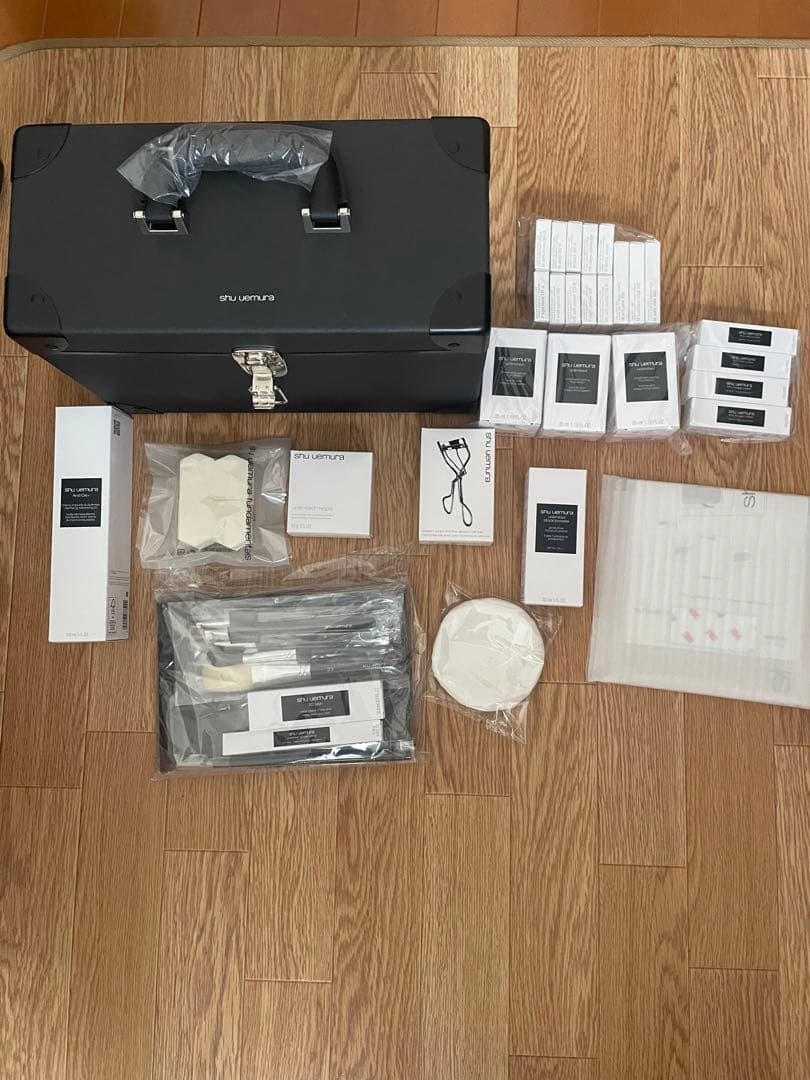 シュウウエムラ メイクボックス　ベーシックセット　メイクセット