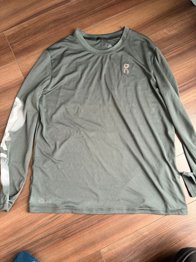 On PACE-T ロング　OAC サイズM The Pace Mesh Long-T: Men's Mesh Long-Sleeved Running Tee | On