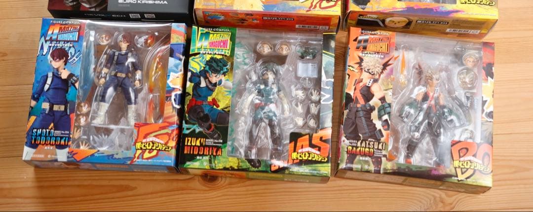 アメイジングヤマグチ　ヒロアカ　緑谷出久 爆豪　轟3体セットフィギュア