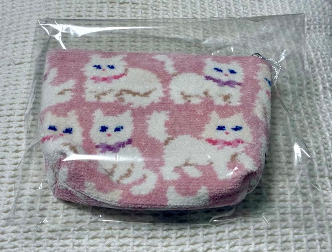 新品タグ付き FEILER LOVERARY モフモフネコチャン 舟形ポーチM