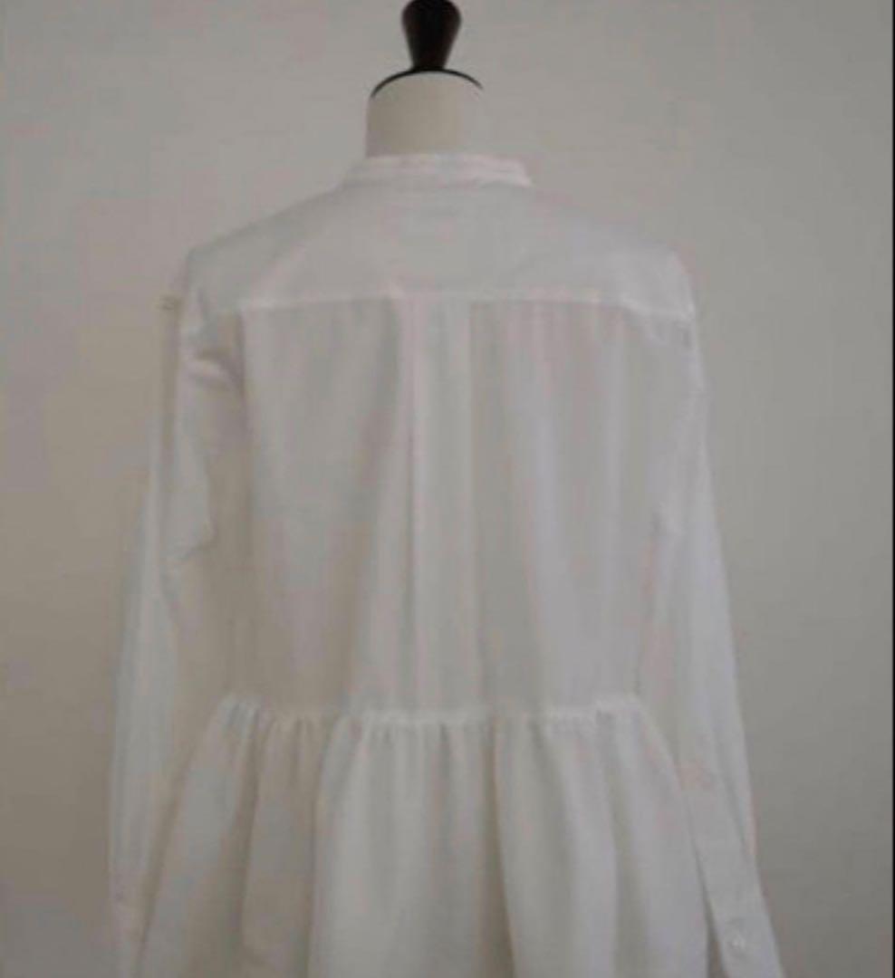 早い者勝ち。美品。最終お値下げ。OHGA PEPLUM BLOUSE
