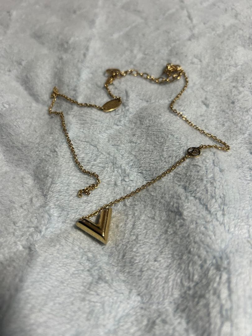 ルイヴィトンネックレス