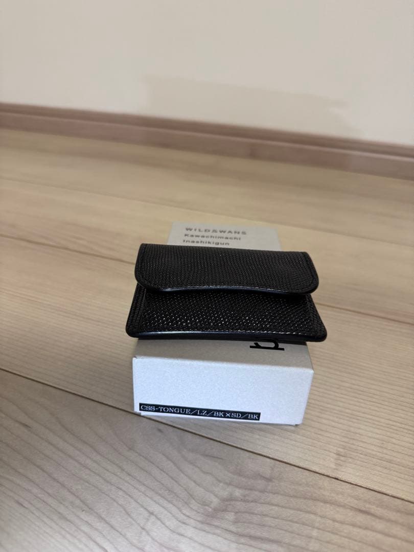 WILD SWANS タング　リザード　ブラック