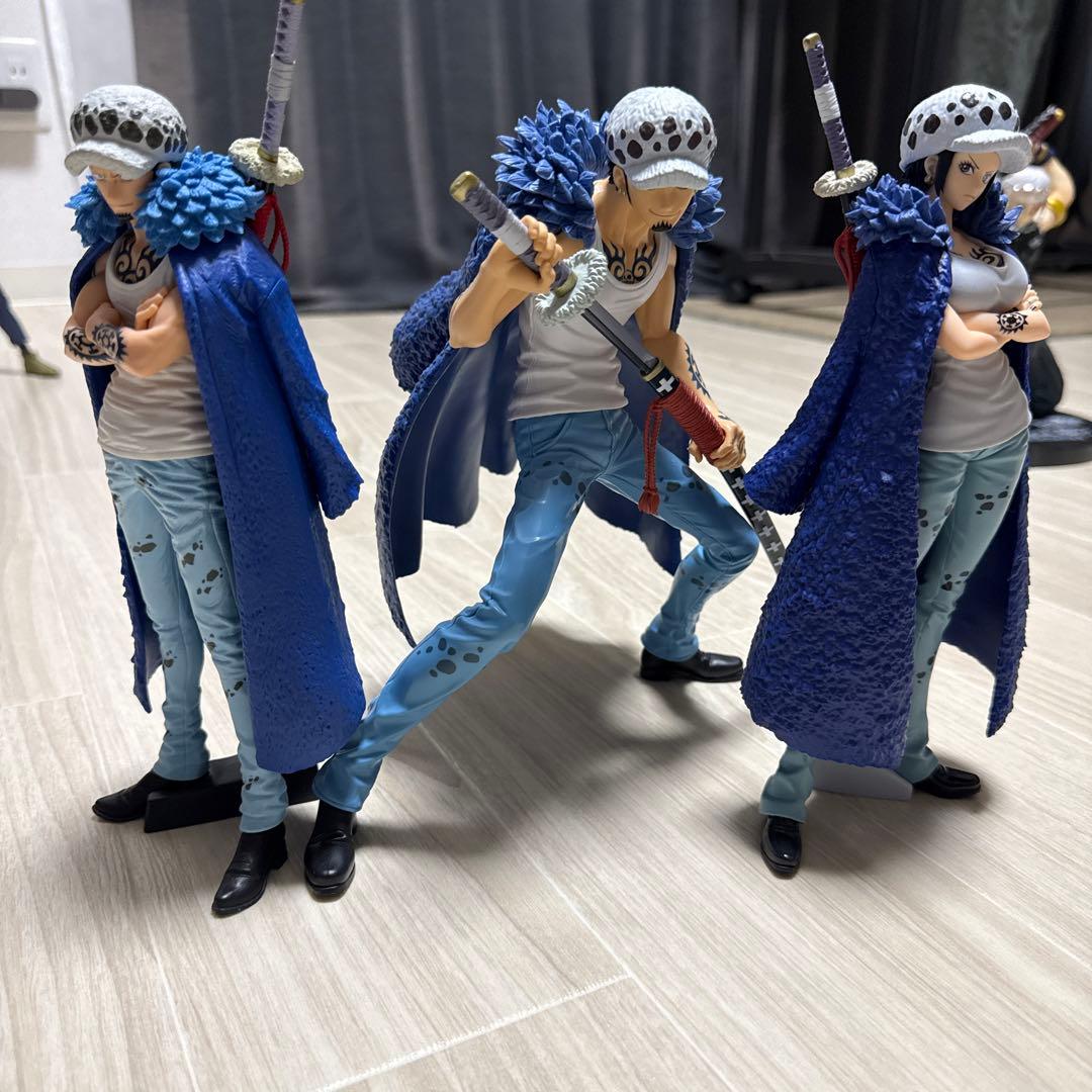 ワンピースフィギアまとめ売り　鬼滅の刃 一番くじフィギアもあります　全部で25体