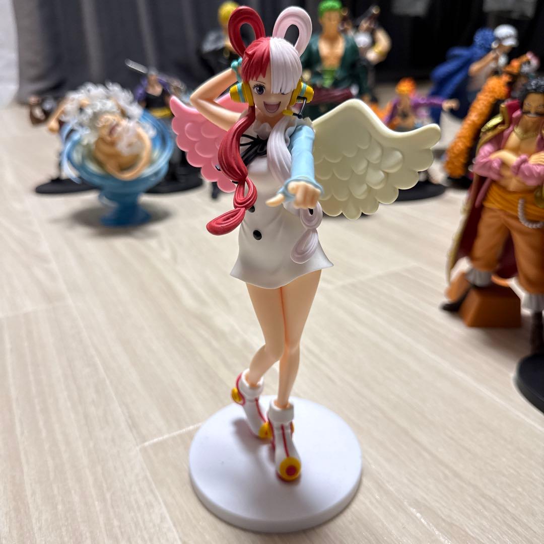 ワンピースフィギアまとめ売り 鬼滅の刃 一番くじフィギアもあります