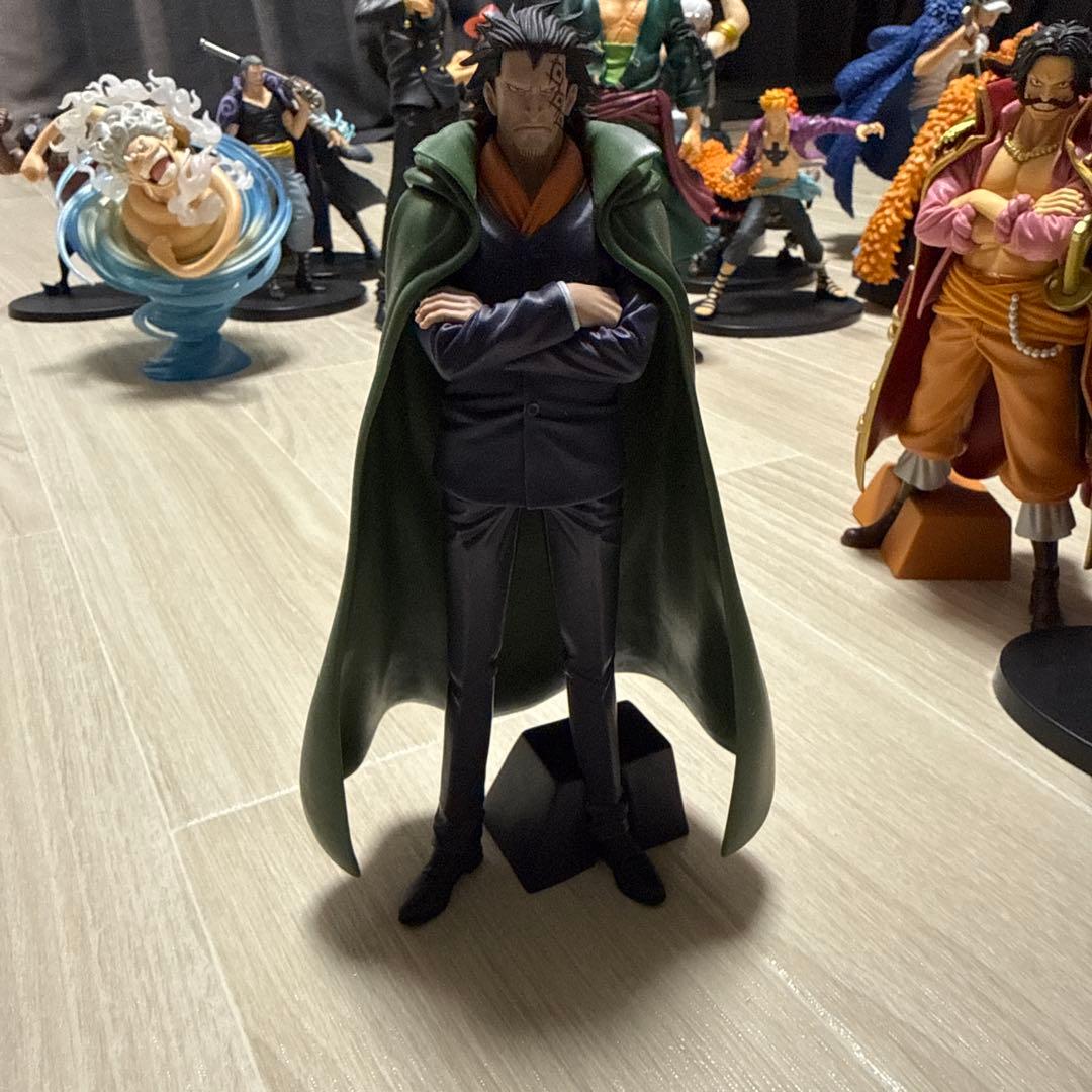 ワンピースフィギアまとめ売り 鬼滅の刃 一番くじフィギアもあります