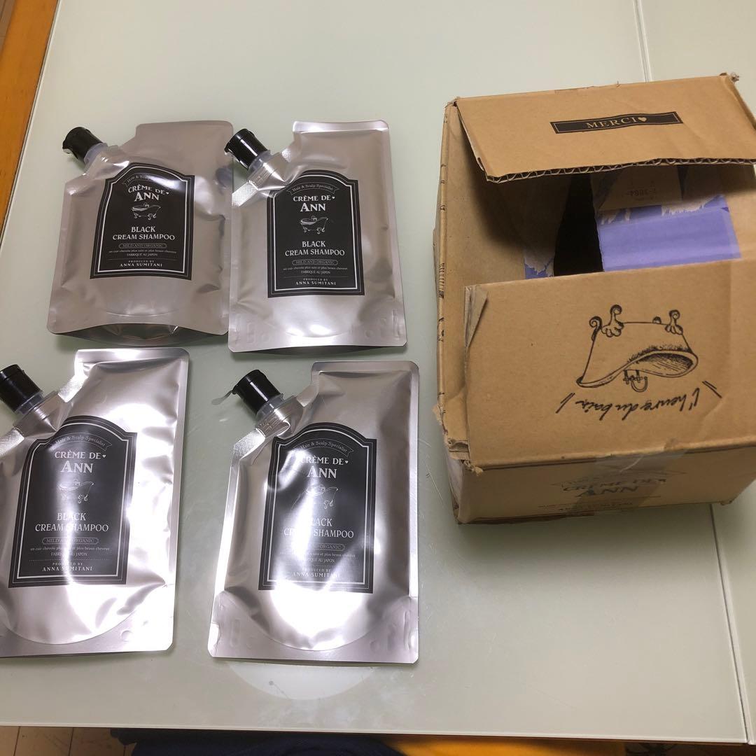 クレーム・ド・アン ブラッククリームシャンプー 4個セット