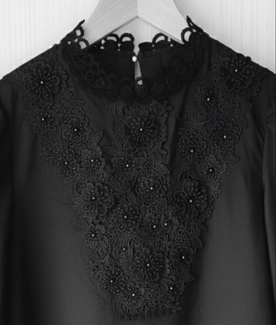 【LOULOU WILLOUGHBY】レーストリムブラウス 美品 セール】 【LOULOU WILLOUGHBY】レーストリムブラウス （シャツ