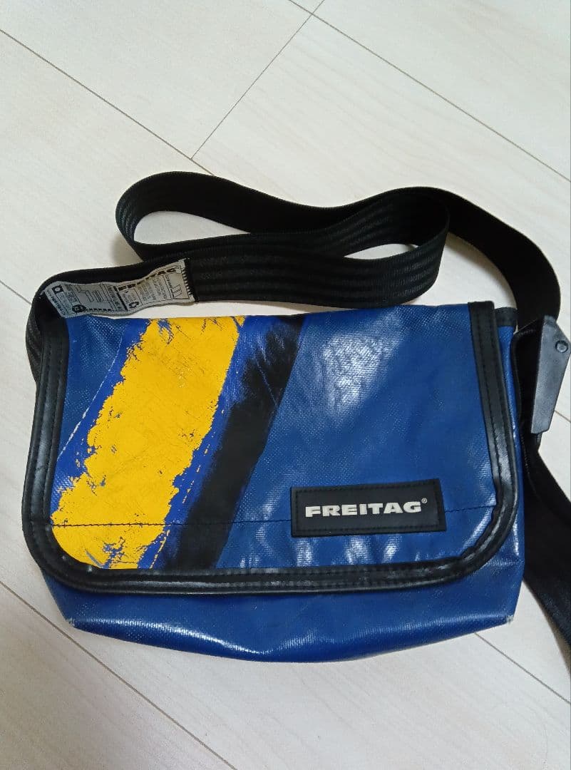 FREITAG 青 黄色 ストライプ ショルダーバッグ