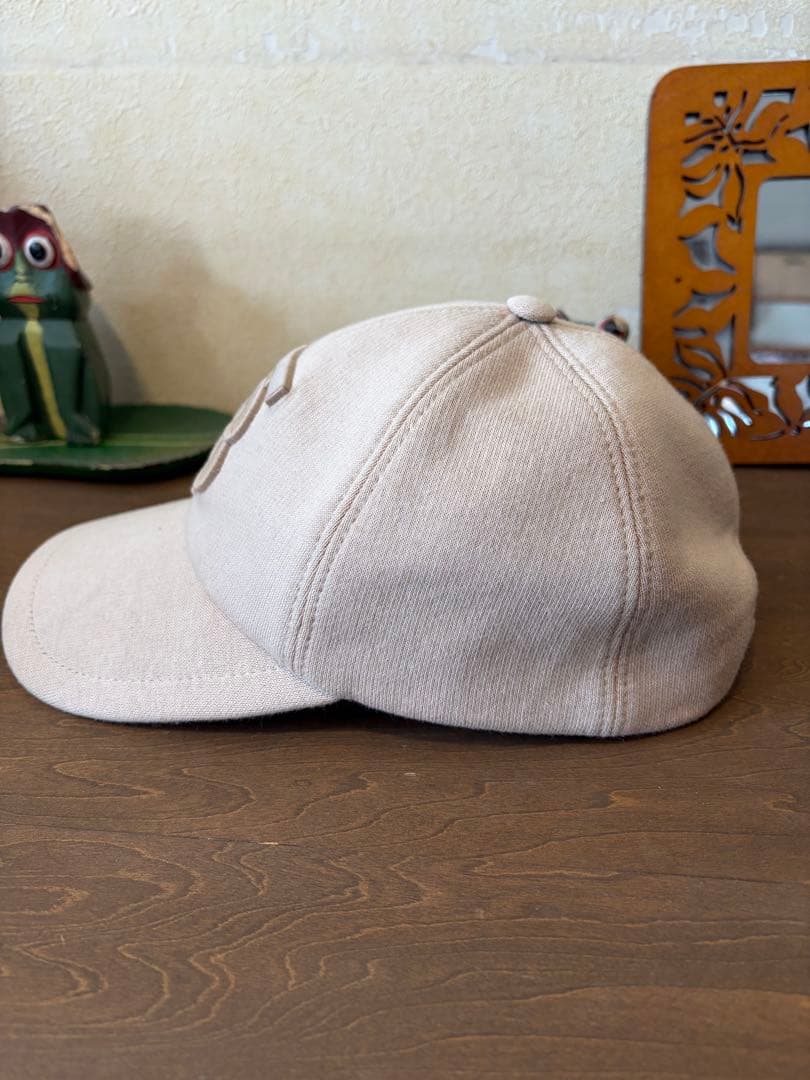 BURBERRY ロゴ刺繍 キャップ ベージュ 美品 イタリア製 - メルカリ