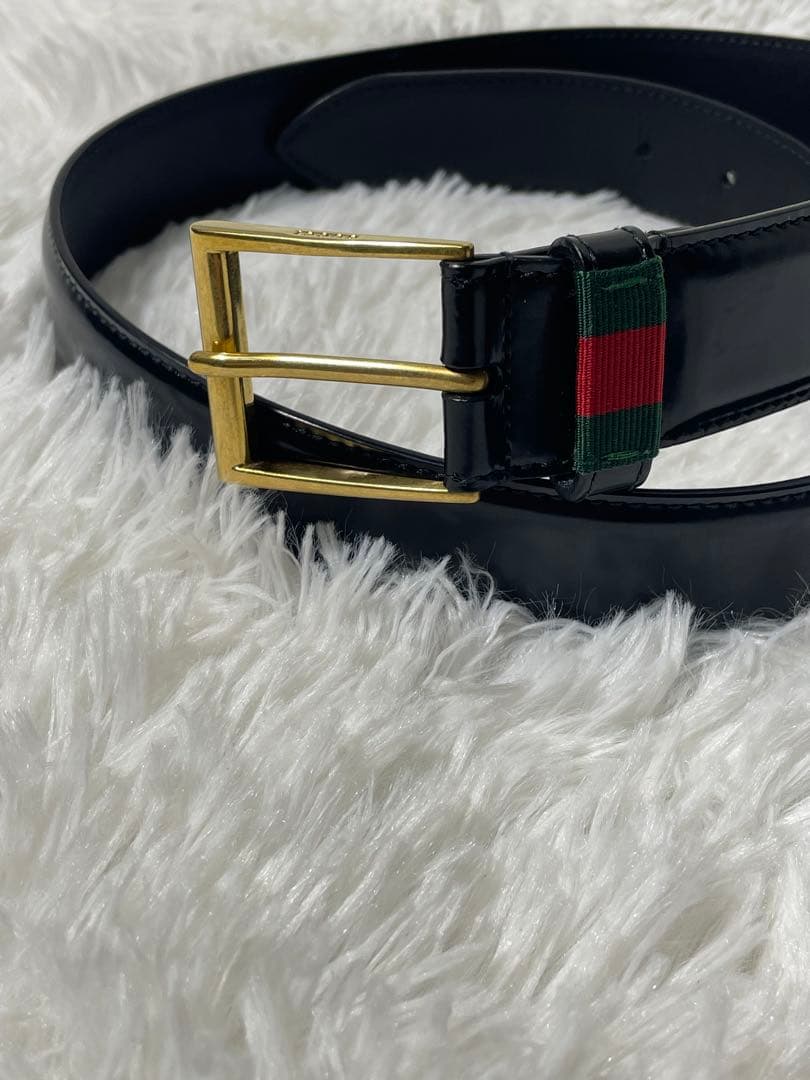 GUCCI グッチ レザーベルト 本革　ブラック ゴールドバックル