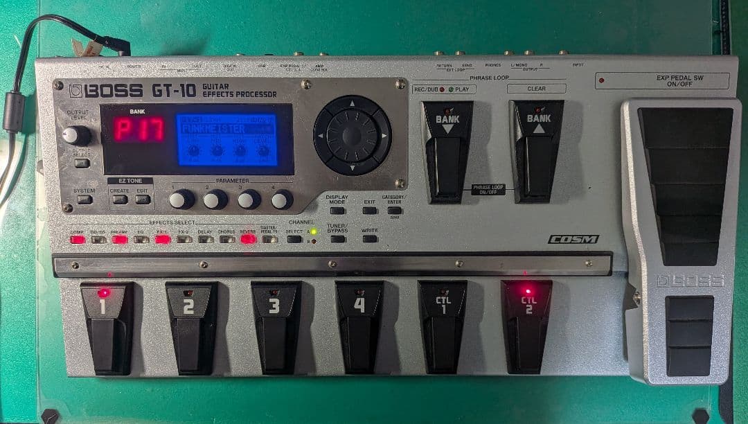 【maru】BOSS GT-10 マルチエフェクター【動作確認済み】 ▽▽ BOSS ボス マルチエフェクター GT-10 やや傷や汚れあり
