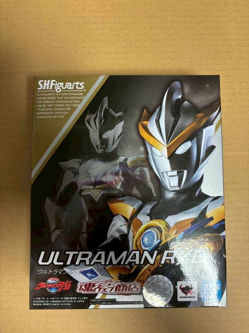 フィギュアーツ ウルトラマンルーブ Amazon.co.jp: TAMASHII NATIONS S.H.フィギュアーツ ウルトラマンR/B