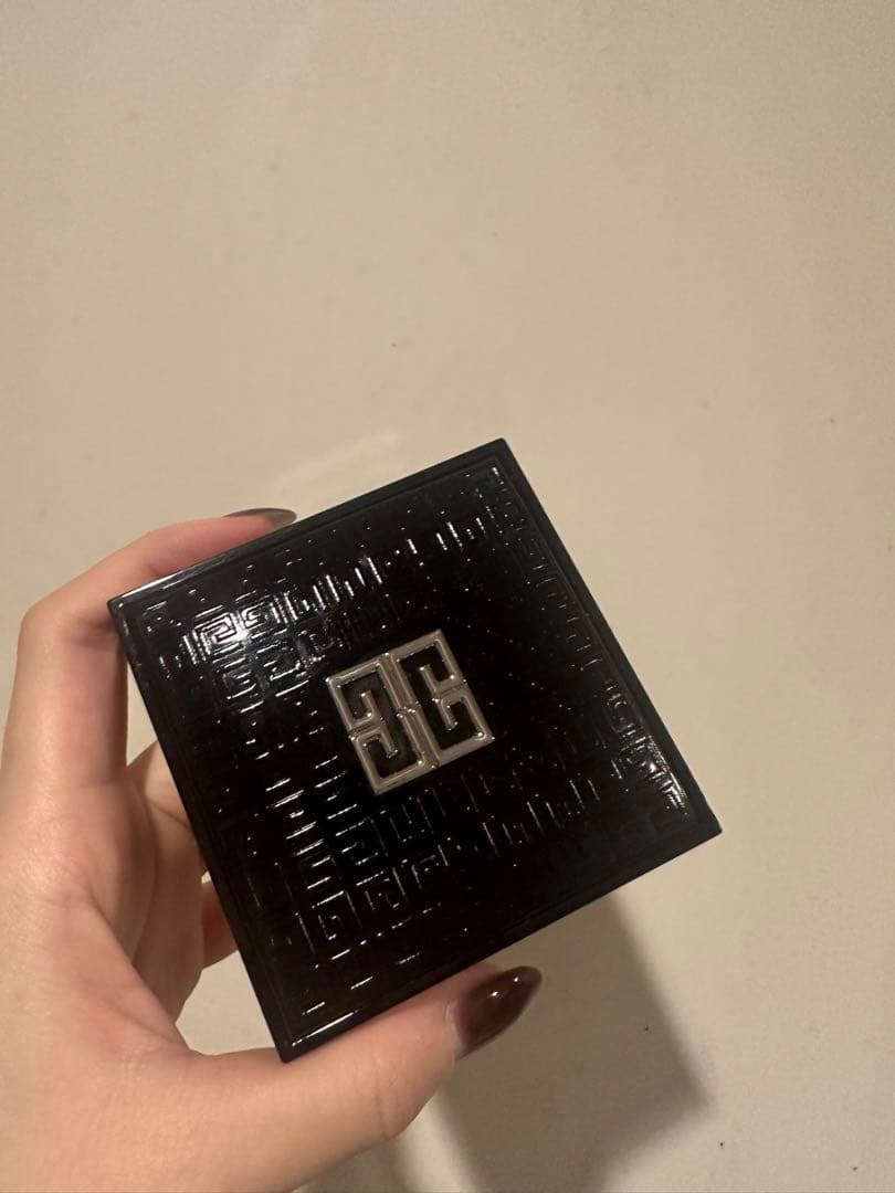 ジバンシー　クッションファンデ