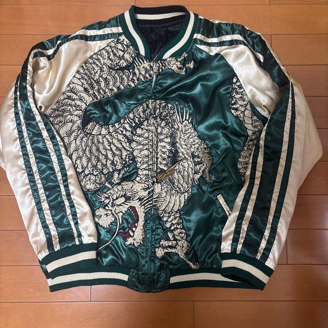 龍刺繍　М　リバーシブル　スカジャン　鯉　ドラゴン　サテン