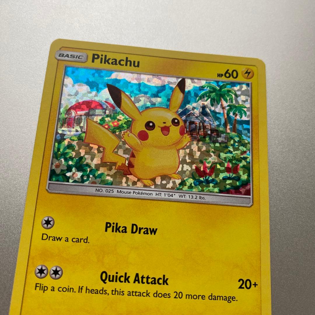 ピカチュウ 英語版ポケモンカード キラ マクドナルド プロモ 2018