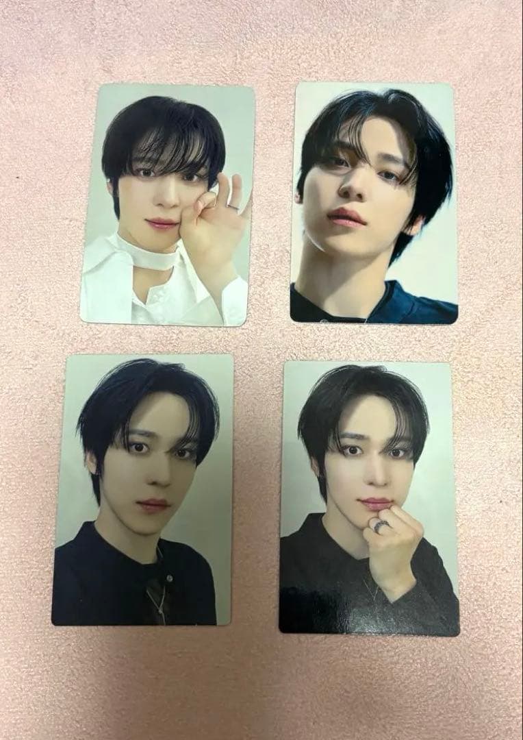 ATEEZ Ashes to Light ユノ トレカ セット - メルカリ