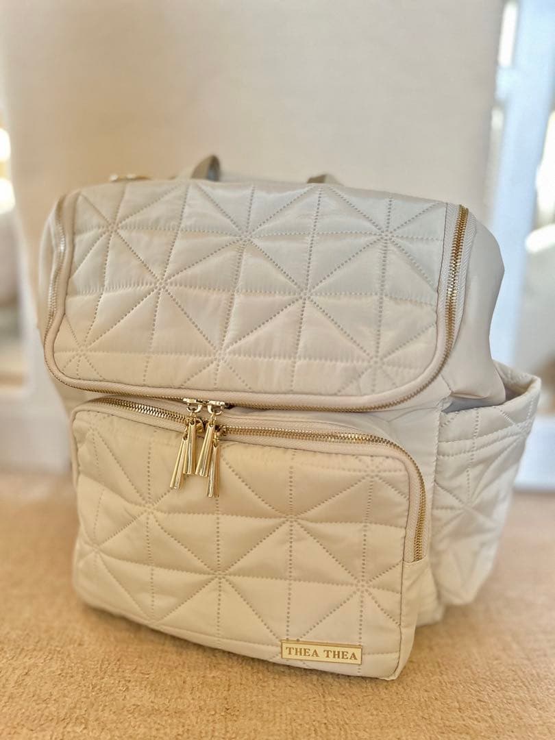 早い物勝ち♥︎THEATHEA -RHEA-⌇リュック　キルティング　アイボリー