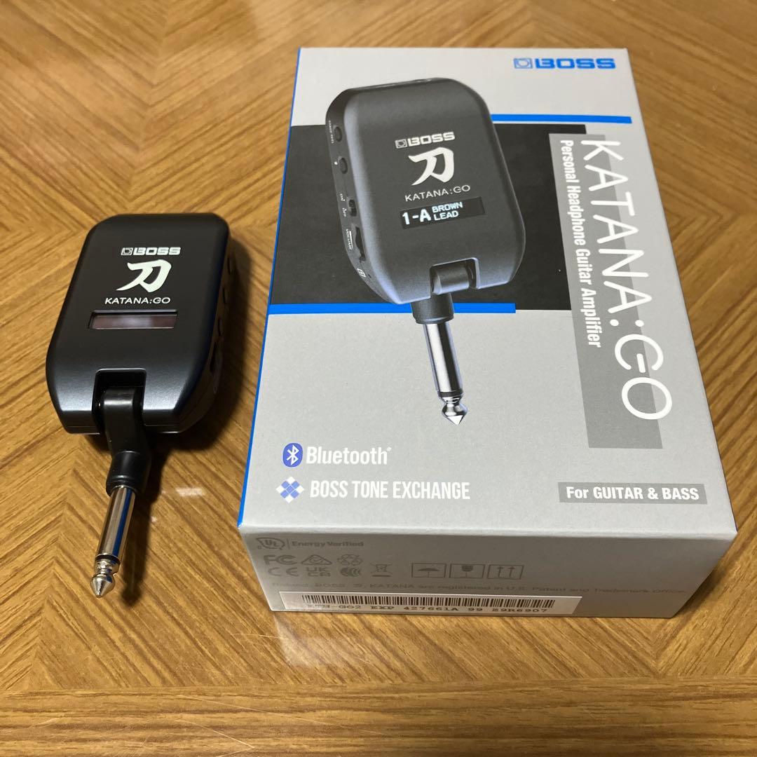 BOSS KATANA:GO ギターアンプ 充実した演奏が楽しめる手のひらサイズのギター/ベースヘッドホン