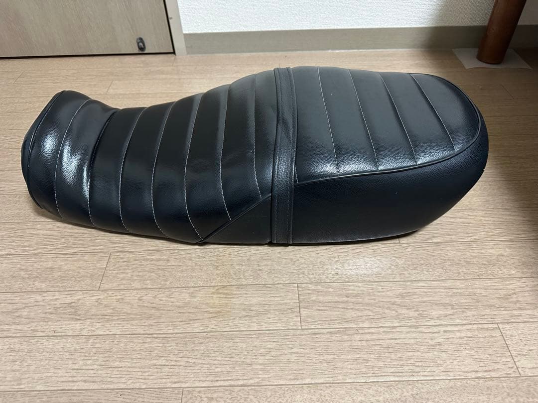 jade250 タックロール　シート　黒　最終売り切り値下げ