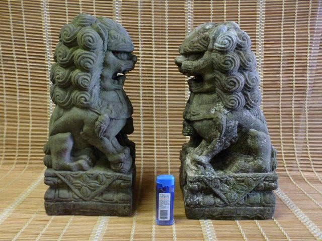 時代　石像　狛犬　一対　石彫　彫刻　縁起物　骨董　1尺　苔