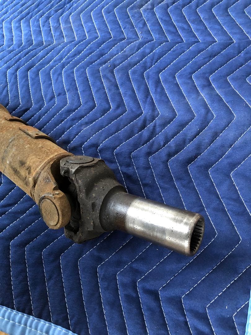 キャデラック　クーペ　ブロアム　デビル　プロペラシャフト　85 4.1L