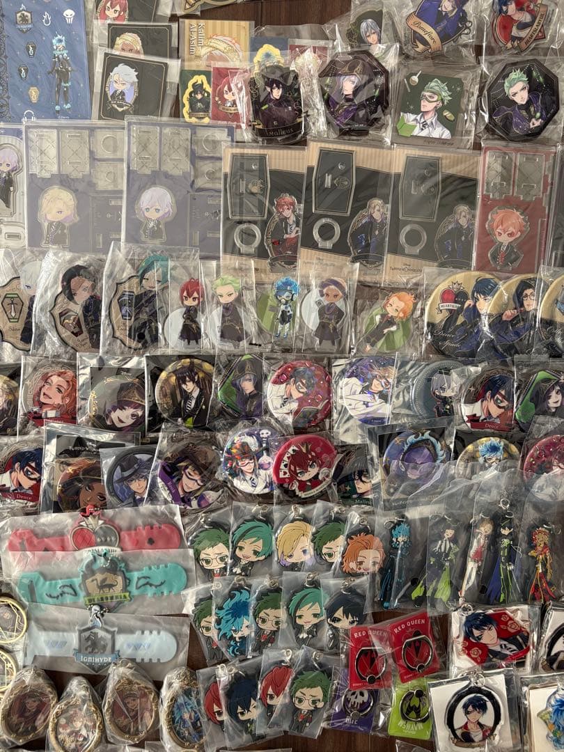 お買得】ツイステッドワンダーランドグッズまとめ売り約250点大量