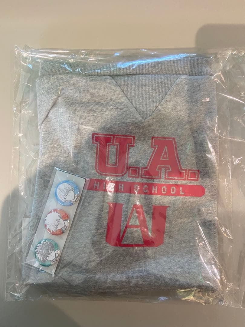 ヒロアカ 原画展 缶バッジ付きカレッジ風スウェットバッグ ヒロアカ展