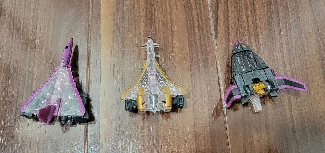 トランスフォーマー　マイクロン伝説　エアアサルトマイクロン