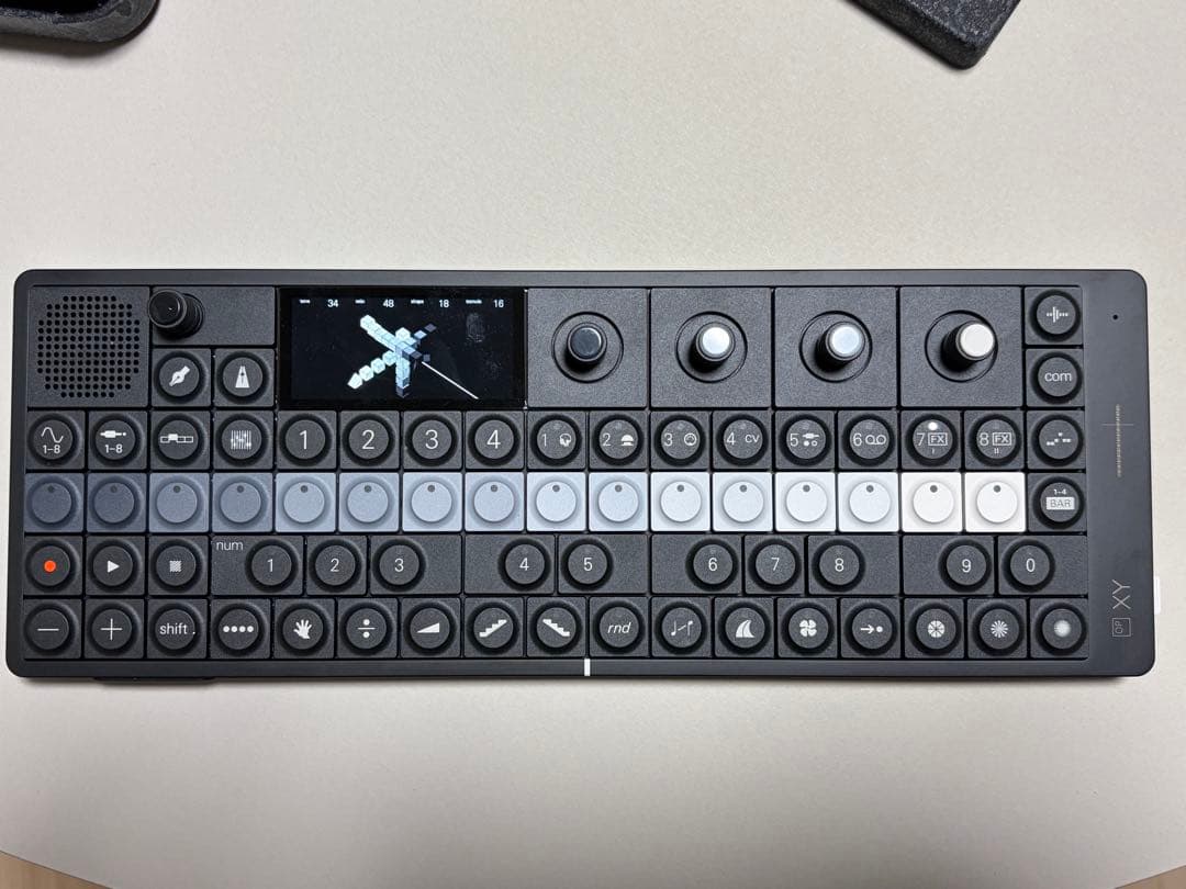 Teenage Engineering OP-XY 美品