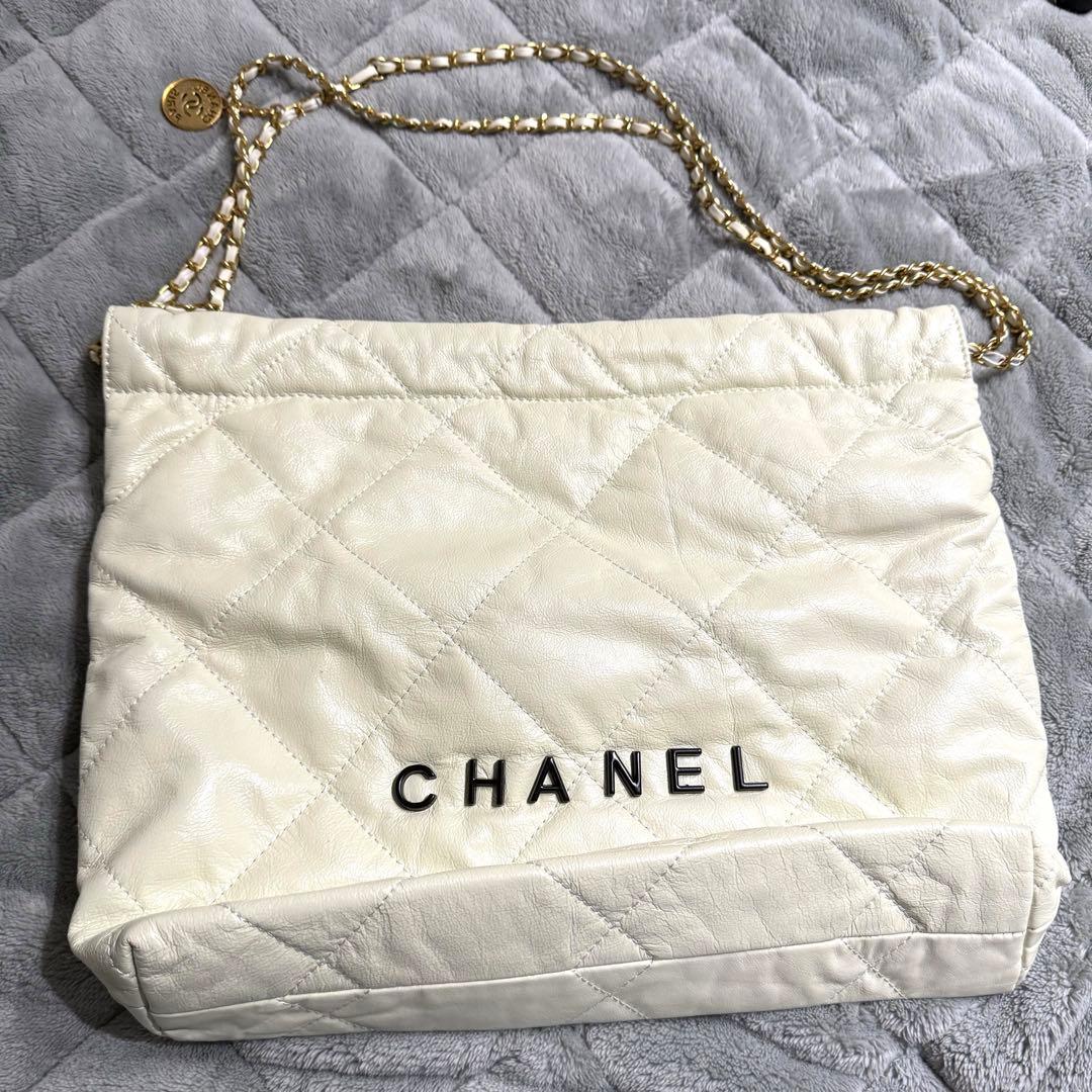 ノベルティ　CHANELチェーンバック シャネル 財布付き CHANEL（シャネル） ショルダーバッグ MATELASSE マトラッセ AP0238