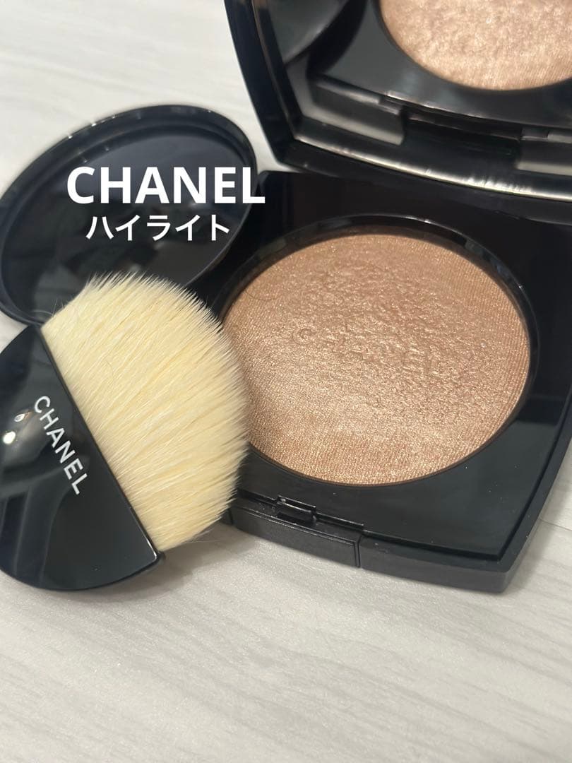 CHANEL ハイライト プードウル ルミエール 10アイヴォリー ゴールド