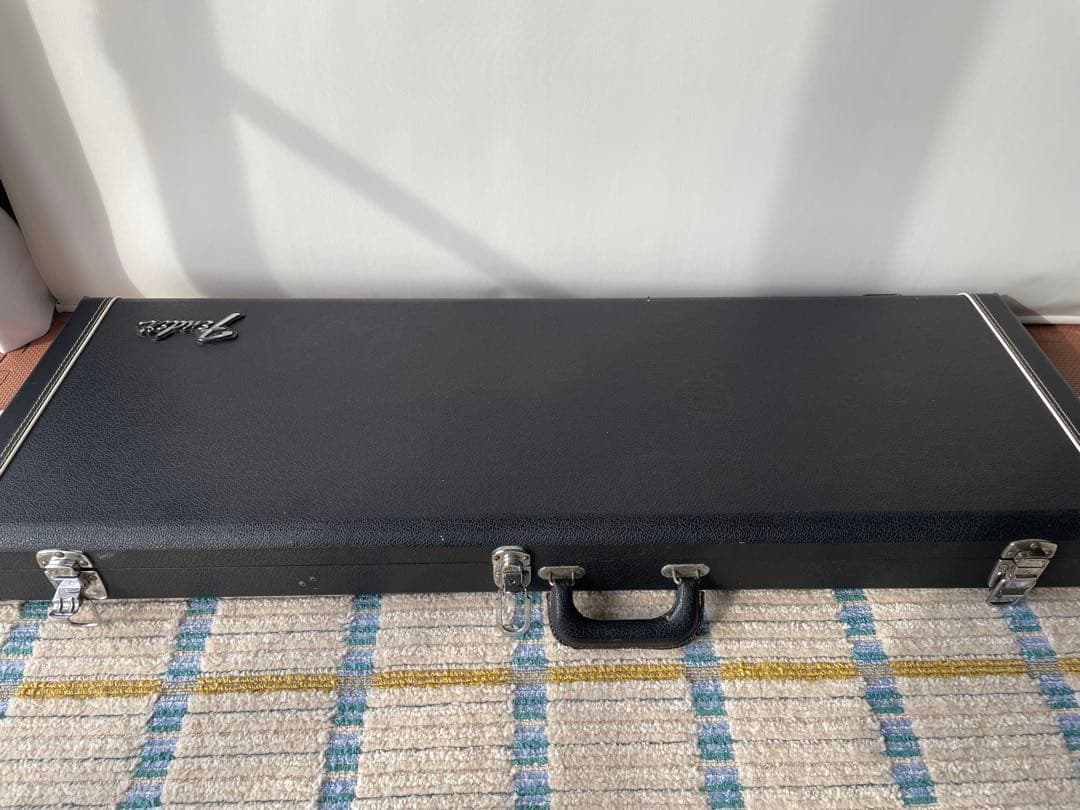 希少カラー】Fender Japan ストラトキャスター Oシリアル LPB - メルカリ