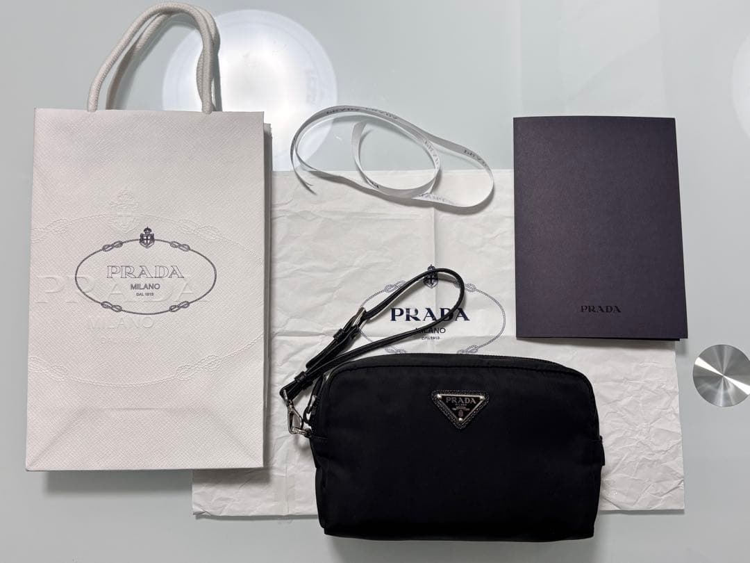 PRADA Re-Nylon 手提げポーチ プラダ