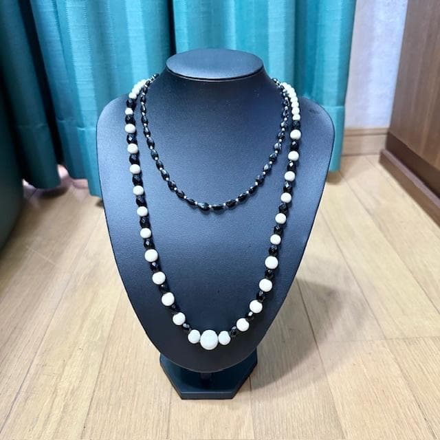 ★北投石★台湾産本物★ネックレス×2本★健康★本場台湾で購入した純度の高い北投石