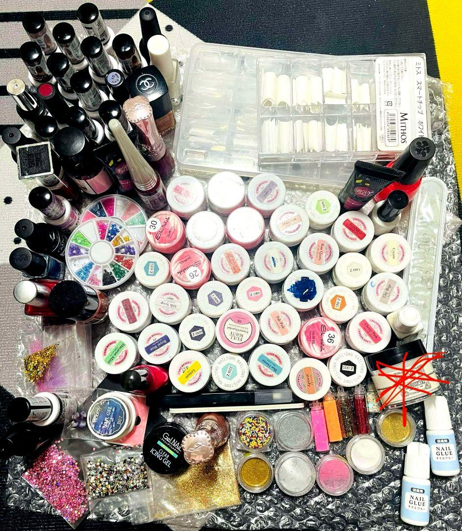 ネイルアートセット 充実のネイルケア用品